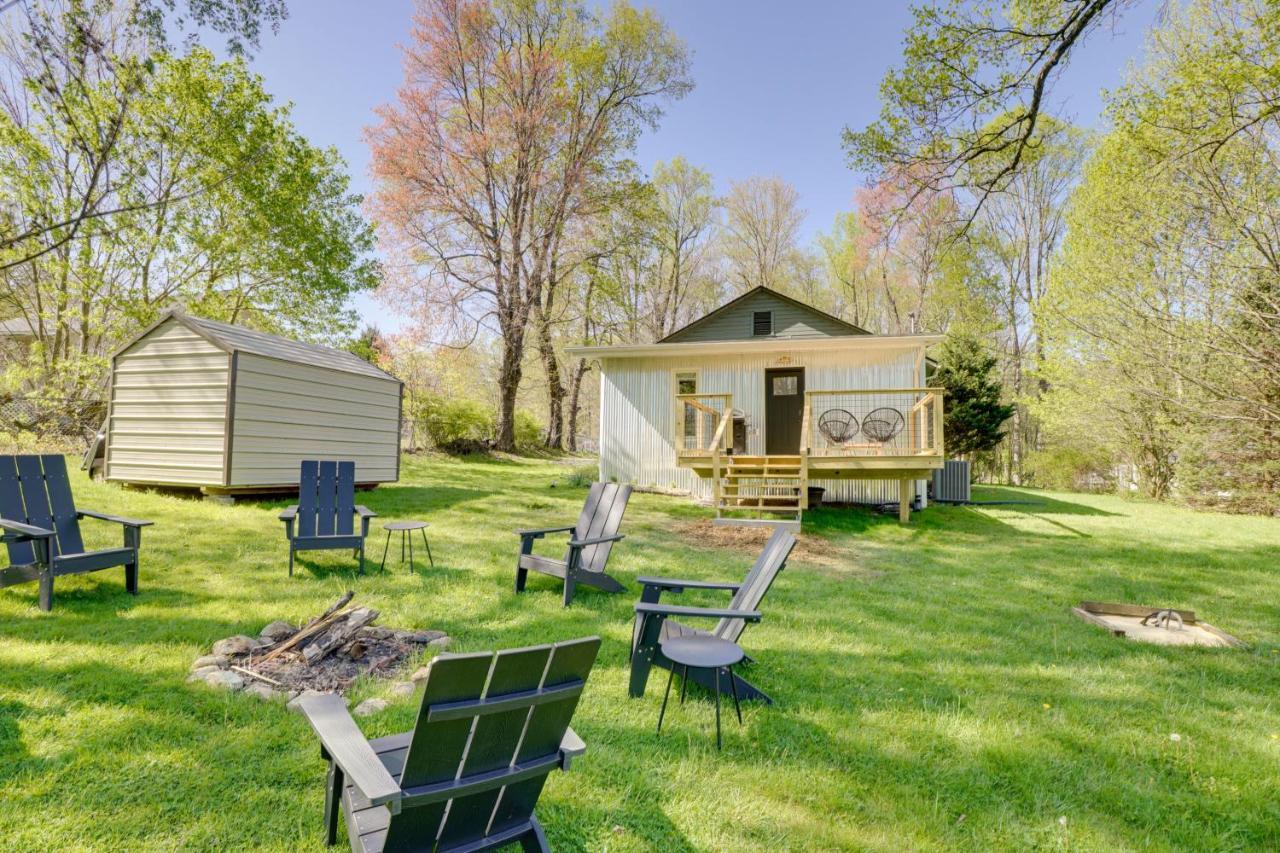 Mid-Century Modern Fayetteville Home, Walk To Town Exterior photo